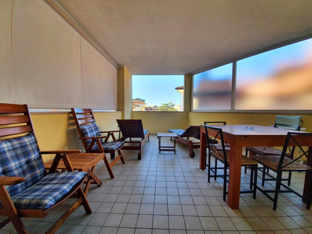 Residence Hotel Hungaria Градо Екстериор снимка