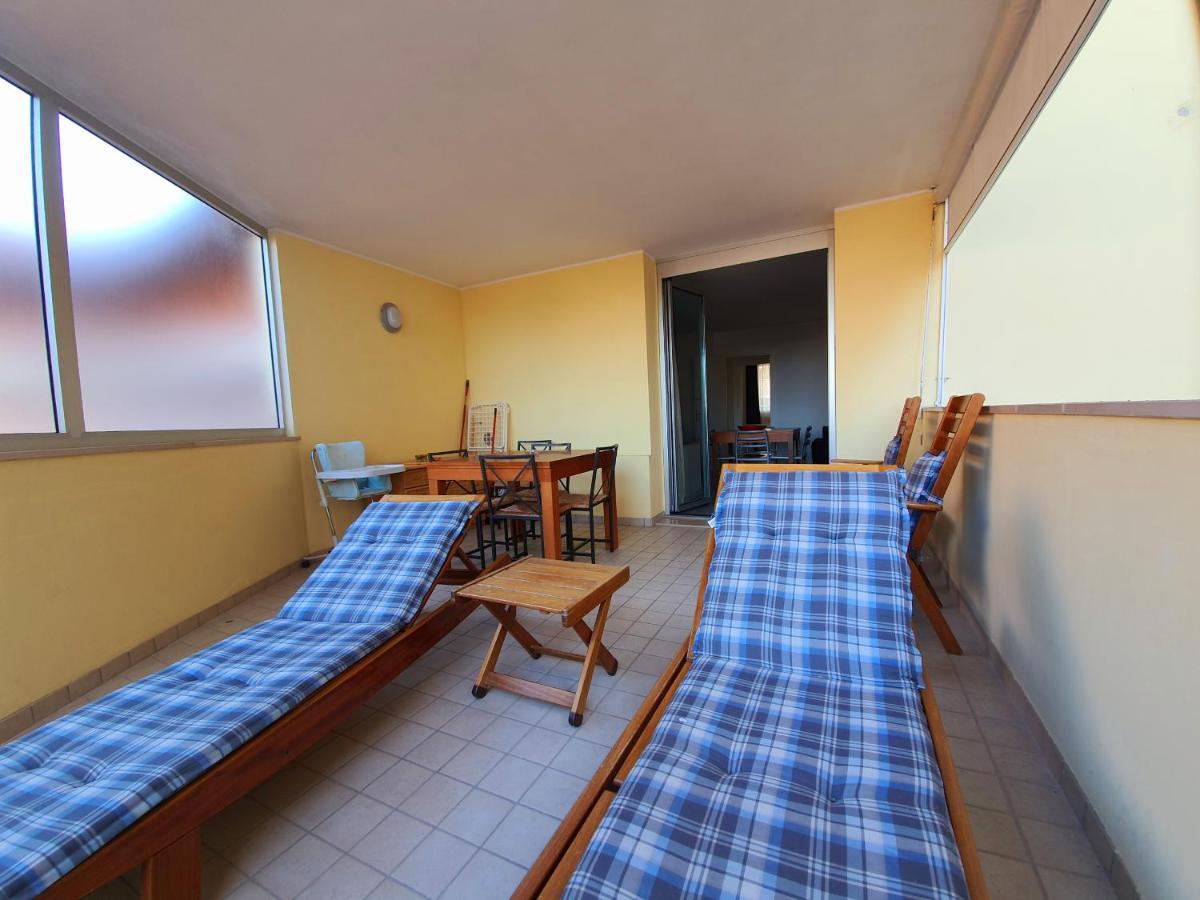 Residence Hotel Hungaria Градо Екстериор снимка