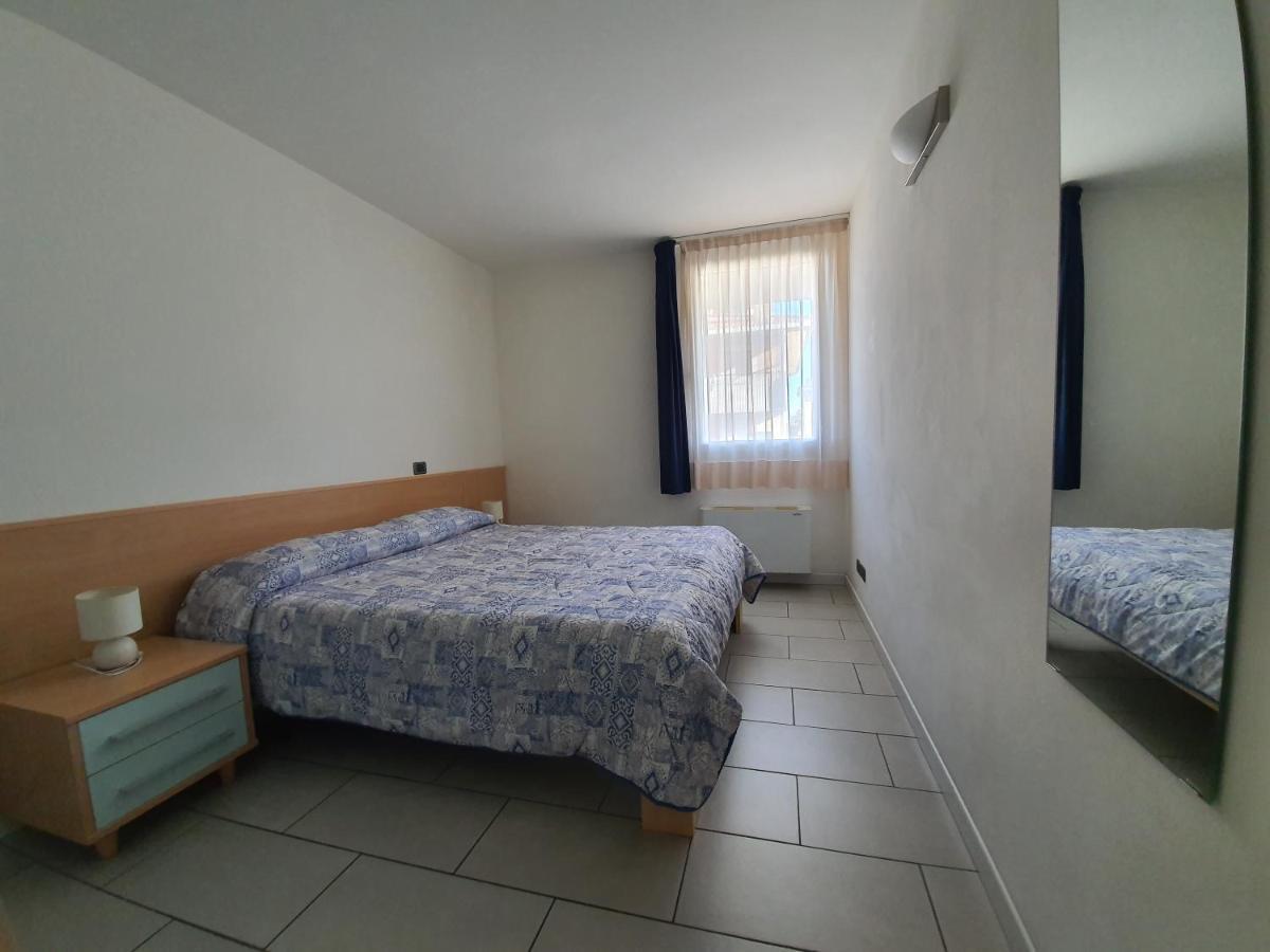 Residence Hotel Hungaria Градо Екстериор снимка